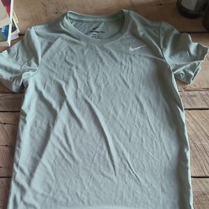 Nike Men’s Short-Sleeve Tee in Sage Green with White Swoosh